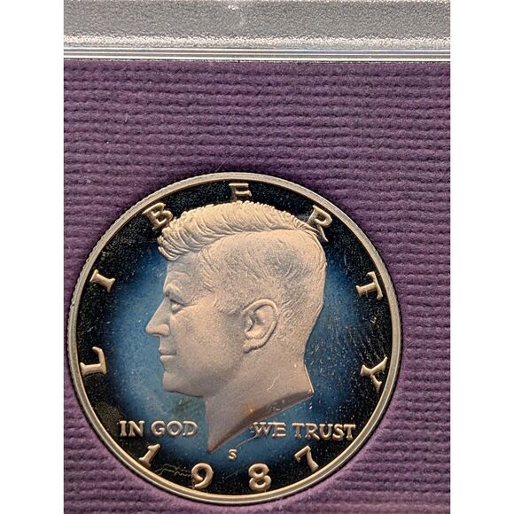 1987 U.S. Mint Proof Set w/ Box & COA - Toning has started!!! - Picture 2 of 2